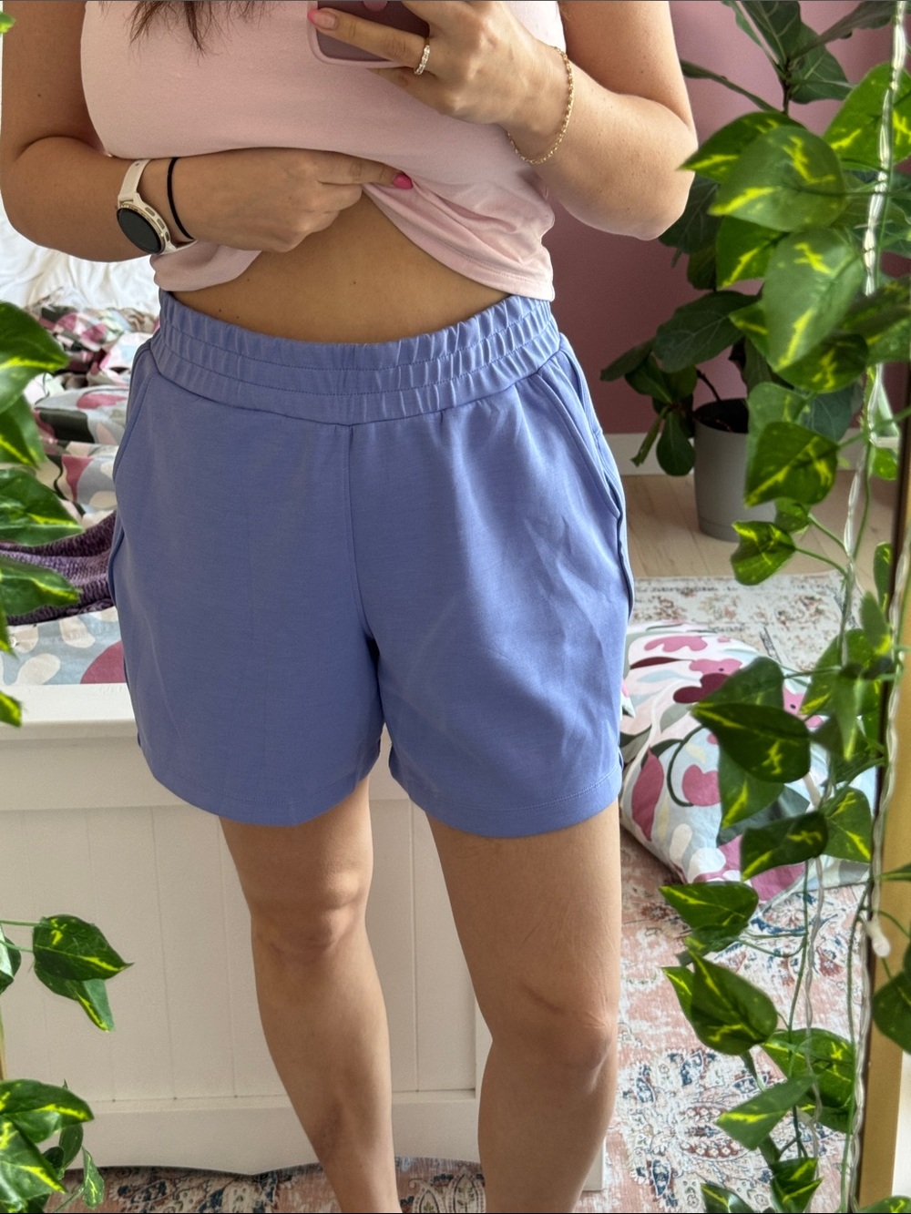 Mondetta Light Lavender Elastic-Waist Women's Shorts